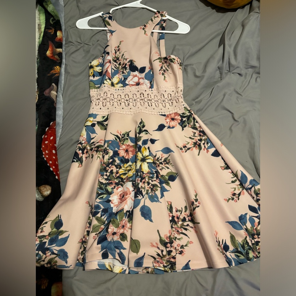 Morp/homecoming dress